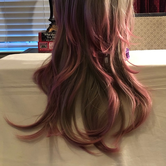 Long Synthetic Wig - Picture 4 of 15
